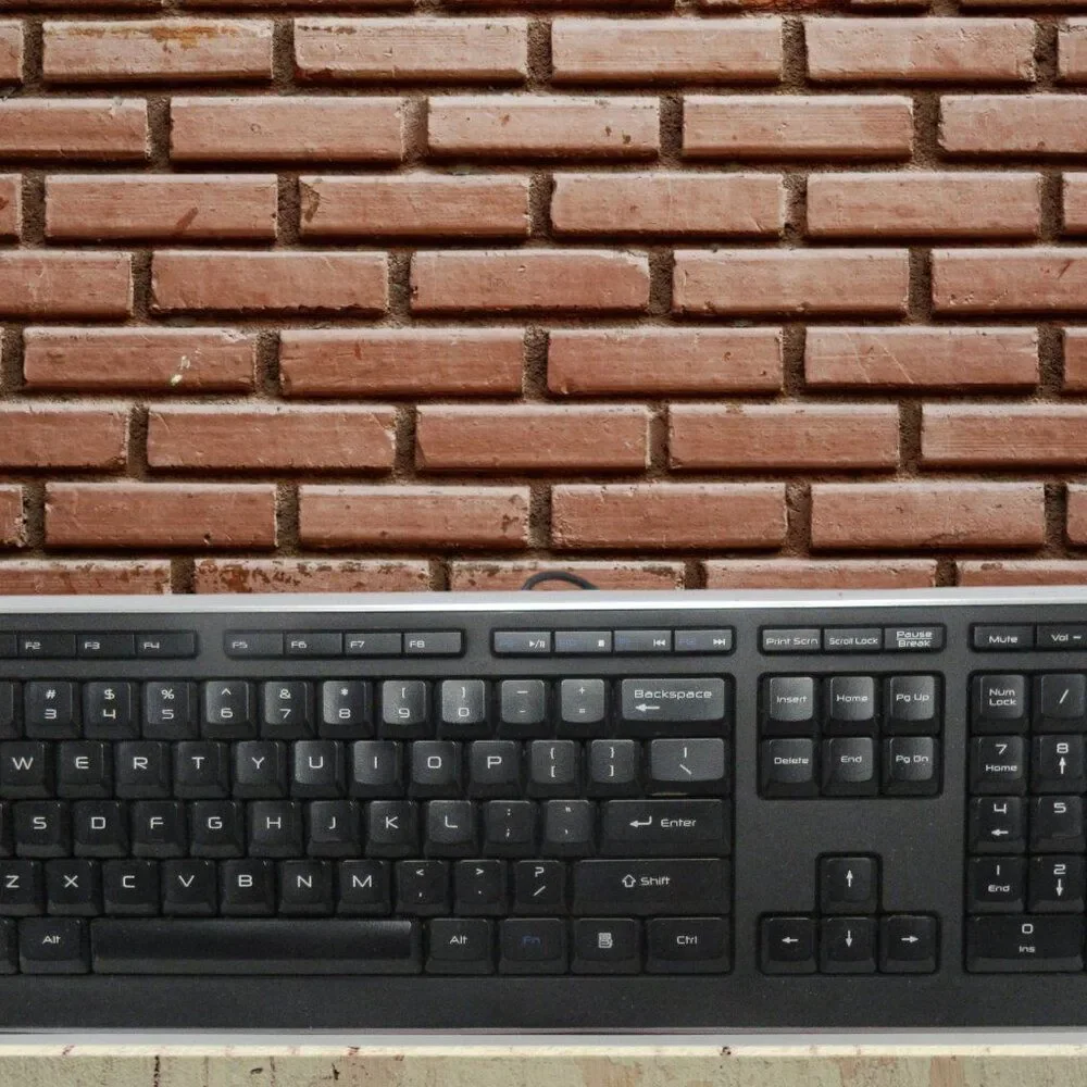 Gateway KB-0817 Wired PS/2 Keyboard Black Full Size Multimedia for Desktop PC